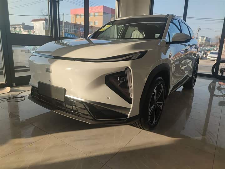 Geely Galaxy L7 2025 2025款 EM-i 115km 探索+版