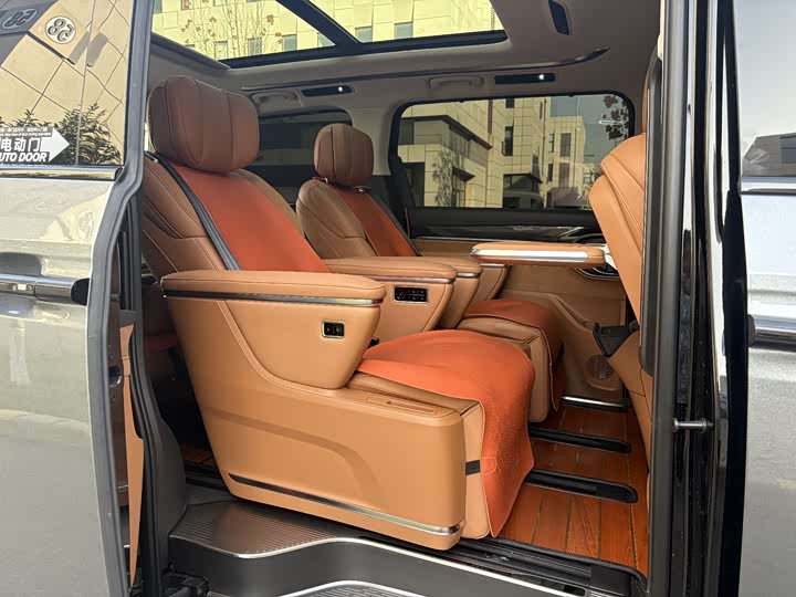 Maxus Mifa 9 2024 2024款 超混 超长续航森林版 七座