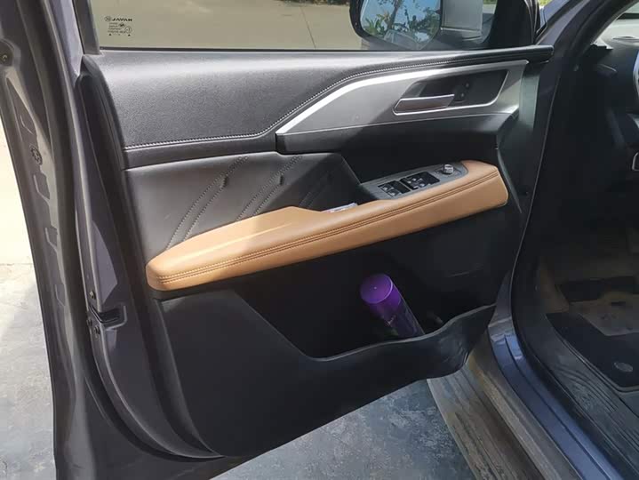 Haval H5 2023 2023款 2.0T自动两驱领英 汽油