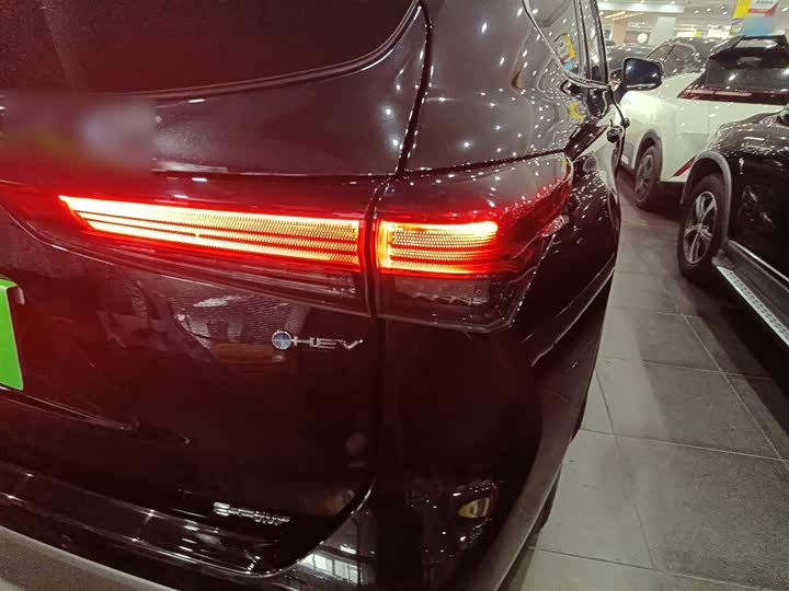 Toyota Highlander 2024 2024款 2.5L智能电混双擎四驱尊贵版 7座