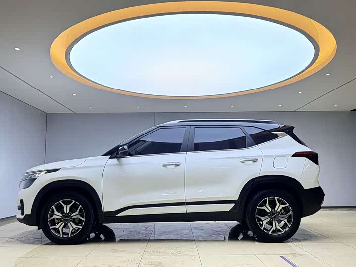 Kia KX3 2021 2021款 1.5L CVT潮流版