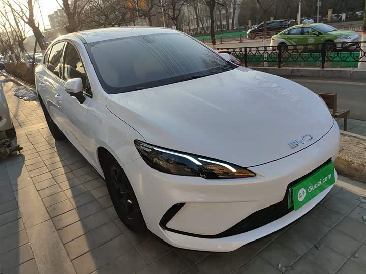 BYD Seal 05 DM-i Hybrid 2025 2025款 DM-i 智驾版 55KM豪华型