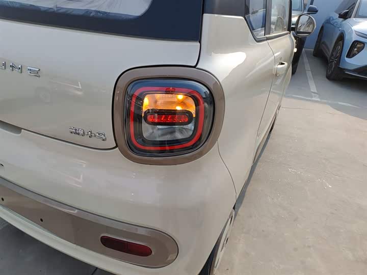 Bestune Pony 2026 2026款 222km 炫彩马