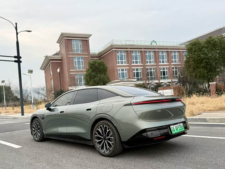 Zeekr 007 2025 2025款 后驱智驾版 75kWh