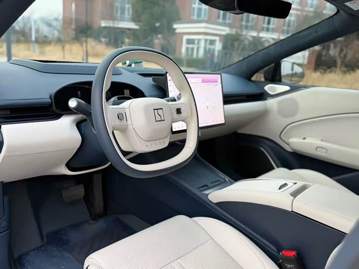 Zeekr 007 2025 2025款 后驱智驾版 75kWh