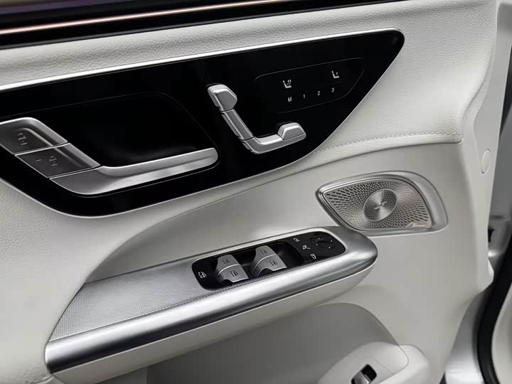 Mercedes-Benz EQE SUV 2023 2023款 350 4MATIC 豪华版