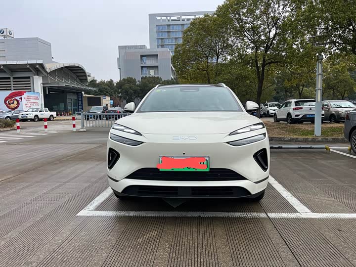 2025 BYD Sea Lion 06 Hybrid/EV