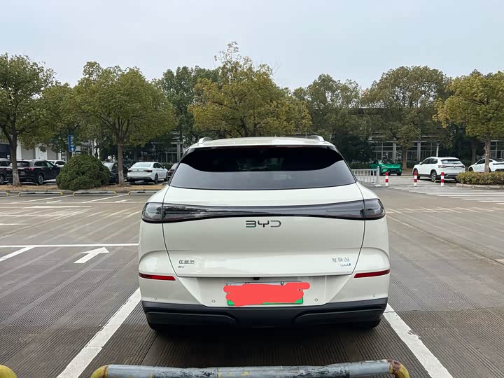 2025 BYD Sea Lion 06 Hybrid/EV