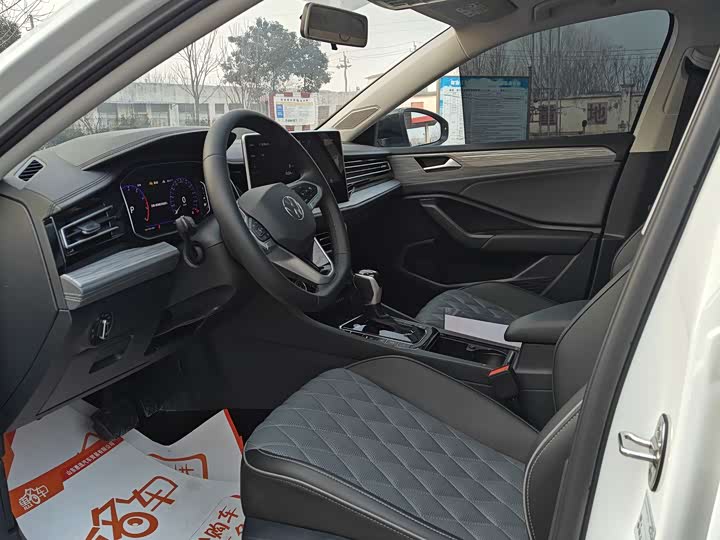 Volkswagen Sagitar L 2025 2025款 改款二 300TSI DSG超越版