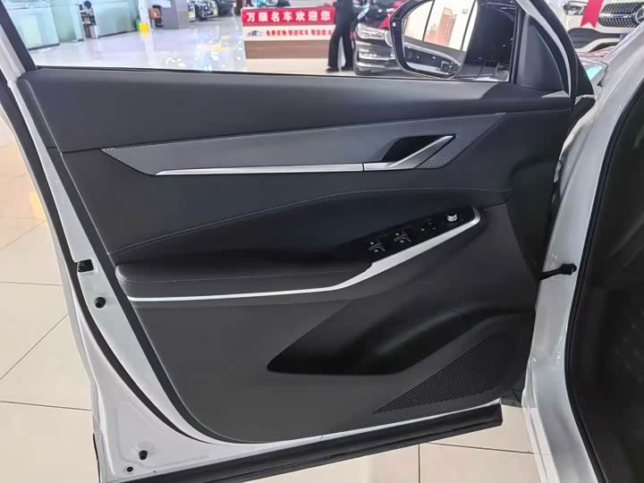 Changan CS75 Plus 2026 2026款 智慧冠军版 1.5T 新蓝鲸 智航型