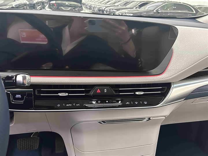 Buick GL8 Century 2025 2025款 2.0T 六座蕴世版