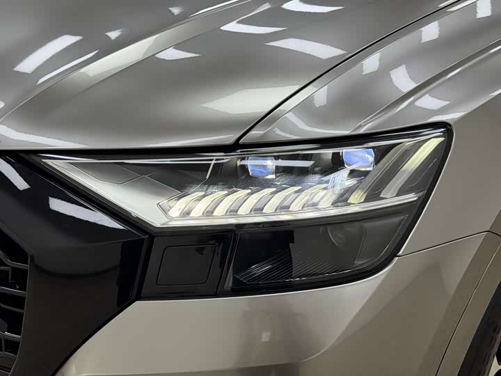 Audi Q8 2022 2022款 45 TFSI 豪华动感型