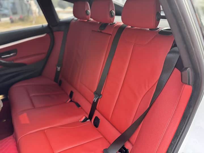 BMW 3 Series GT 2020 2020款 330i M运动曜夜版