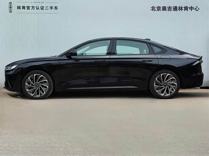 Lincoln Z (Zephyr) 2024 2024款 2.0T 两驱尊逸混动版