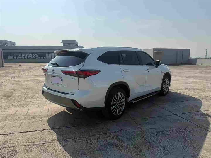 Toyota Highlander 2024 2024款 2.5L智能电混双擎四驱尊贵版 7座