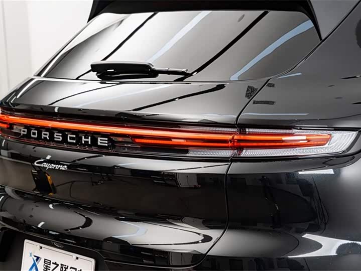 Porsche Cayenne 2025 2025款 Cayenne 3.0T 逐梦版