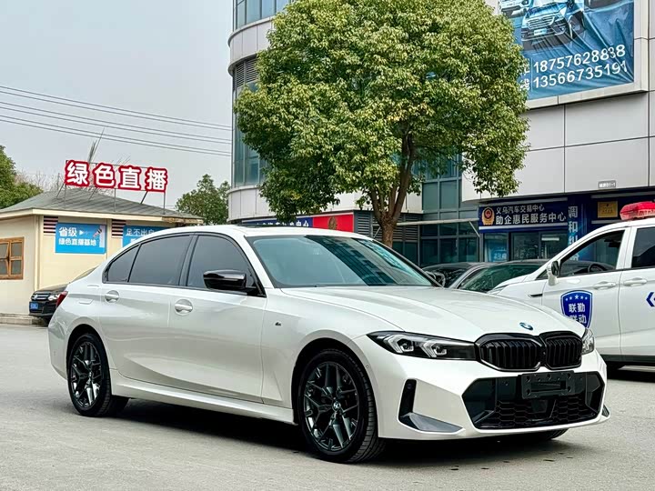 BMW 3 Series 2025 2025款 330Li M运动曜夜套装