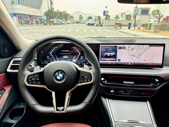 BMW 3 Series 2025 2025款 330Li M运动曜夜套装