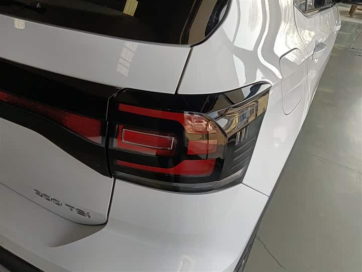 Volkswagen Tacqua 2023 2023款 200TSI DSG 悦智联版