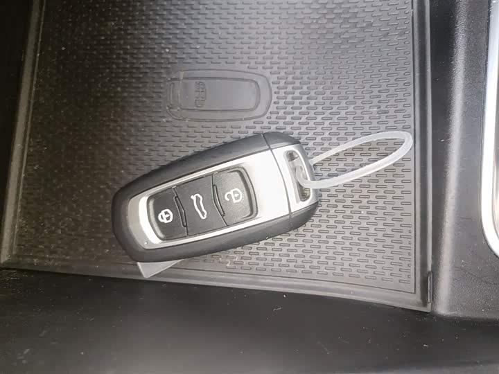 Geely Vision X3 2021 2021款 PRO 1.5L CVT尊贵型