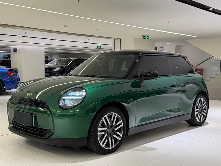Mini Cooper 2024 2024款 456km COOPER E 经典派