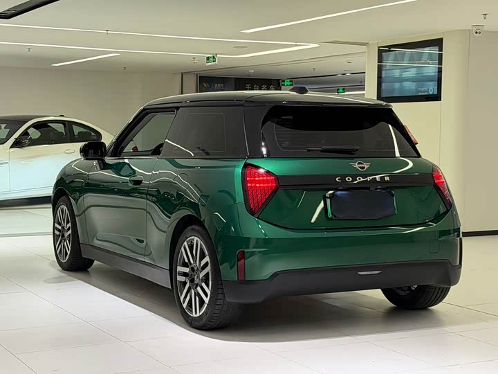 Mini Cooper 2024 2024款 456km COOPER E 经典派