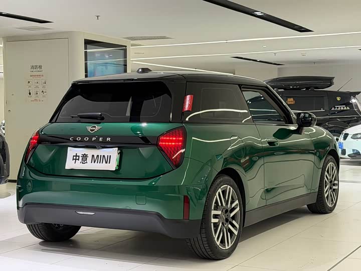 Mini Cooper 2024 2024款 456km COOPER E 经典派