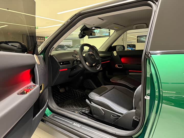 Mini Cooper 2024 2024款 456km COOPER E 经典派