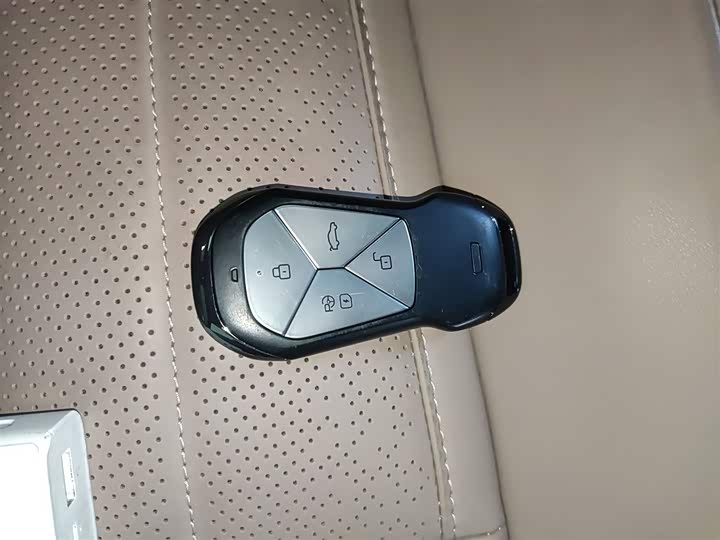 XPeng G9 2025 2025款 625 长续航 Max