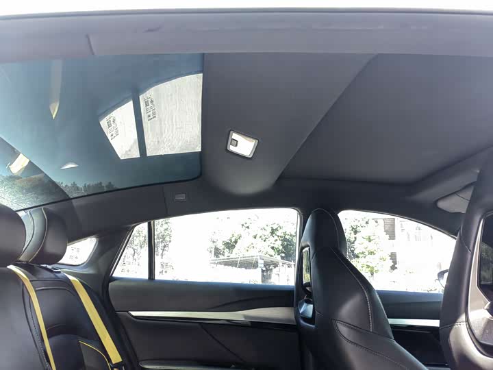 MG Motor 5 Scorpio 2022 2022款 1.5T Trophy运动旗舰版