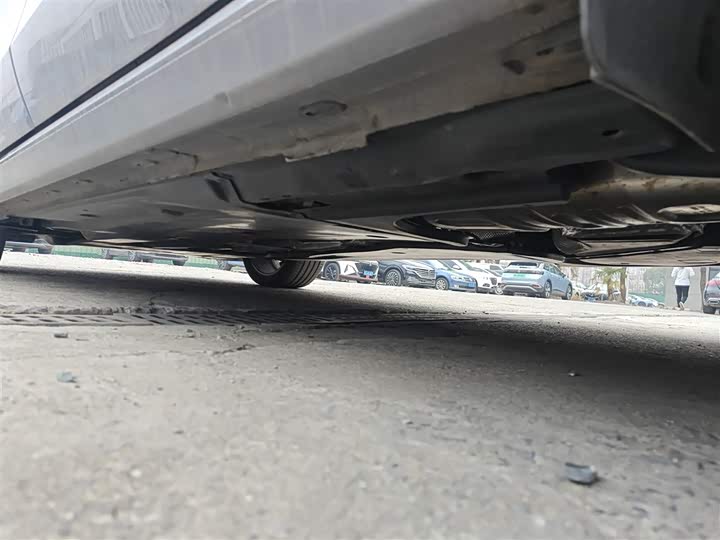 Volkswagen Passat 2025 2025款 Pro 380TSI 龙尊版