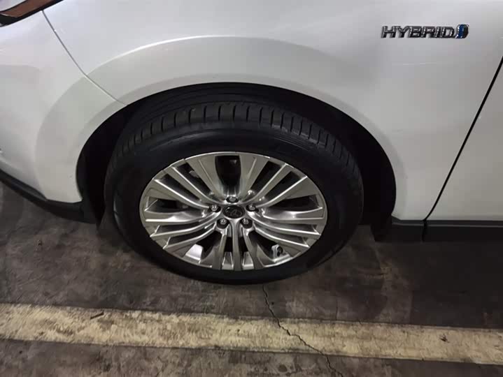 Toyota Harrier 2023 2023款 双擎 2.5L CVT四驱尊享版