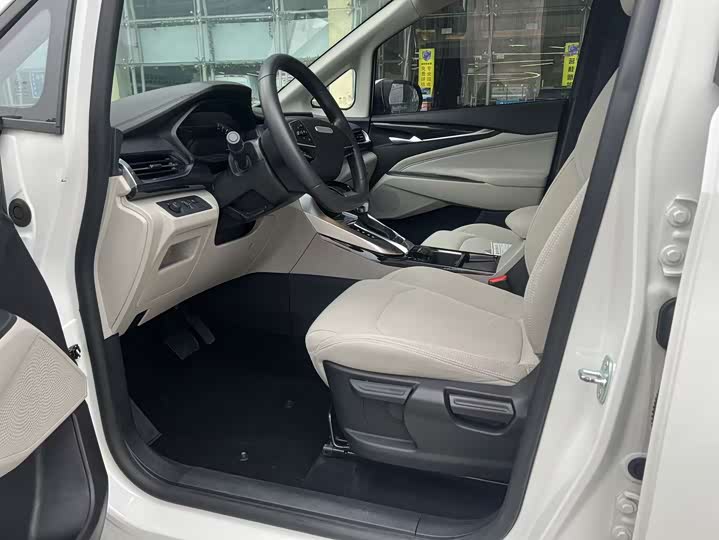 Maxus Mifa 5 2022 2022款 430KM 精英版 七座