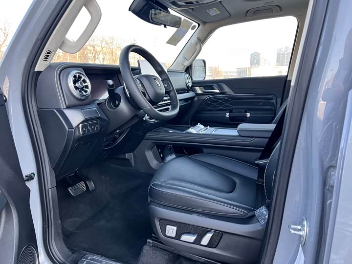 Tank 300 Hybrid 2025 2025款 Hi4-T 36.7kWh