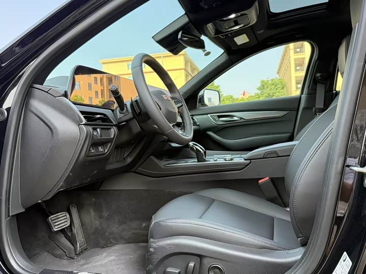 Cadillac CT5 2025 2025款 28T 城市运动版