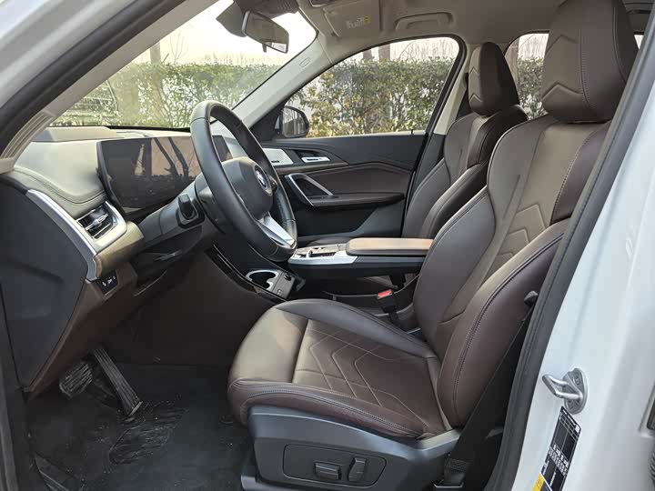 BMW iX1 2023 2023款 xDrive30L X设计套装