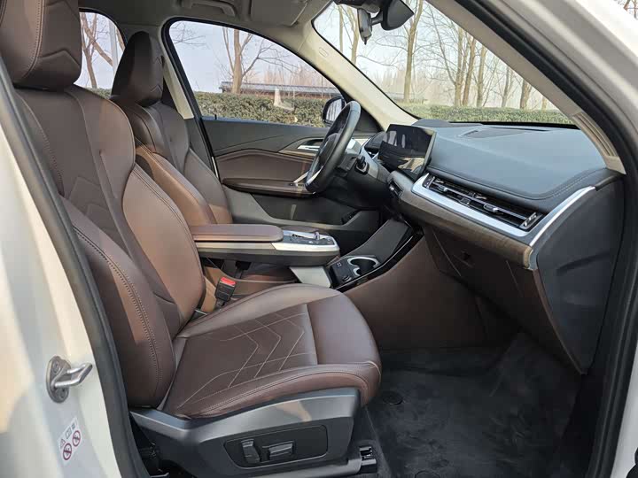 BMW iX1 2023 2023款 xDrive30L X设计套装