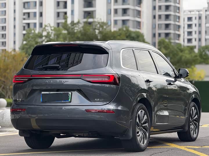 Aito M7 2024 2024款 1.5T 后驱Plus版 6座