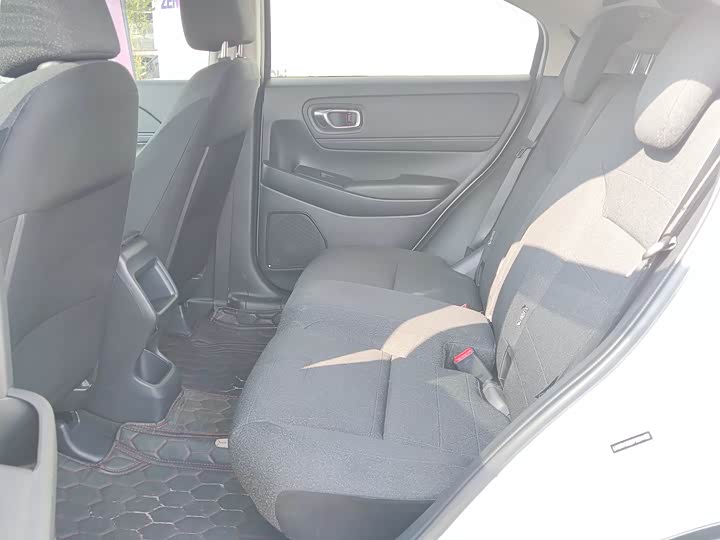 Honda Vezel 2023 2023款 1.5L CVT精英版