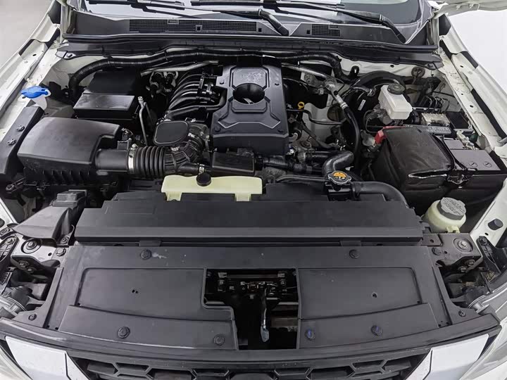 Nissan Terra 2020 2020款 2.5L XL Upper 自动两驱豪华版