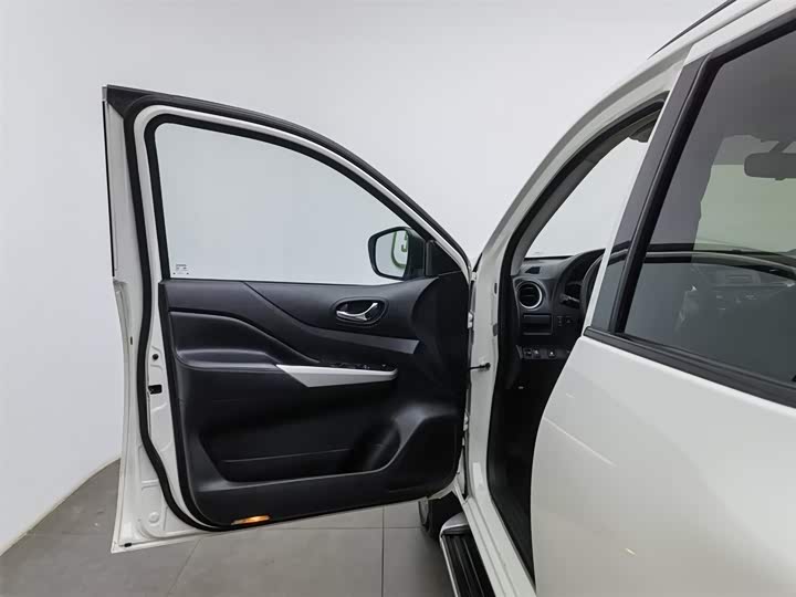 Nissan Terra 2020 2020款 2.5L XL Upper 自动两驱豪华版