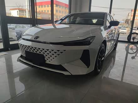 Changan UNI-V Hybrid 2024 2024款 蓝鲸智电iDD 136km 智酷型