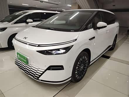 XPeng X9 2025 2025款 纯电 740超长续航 Max
