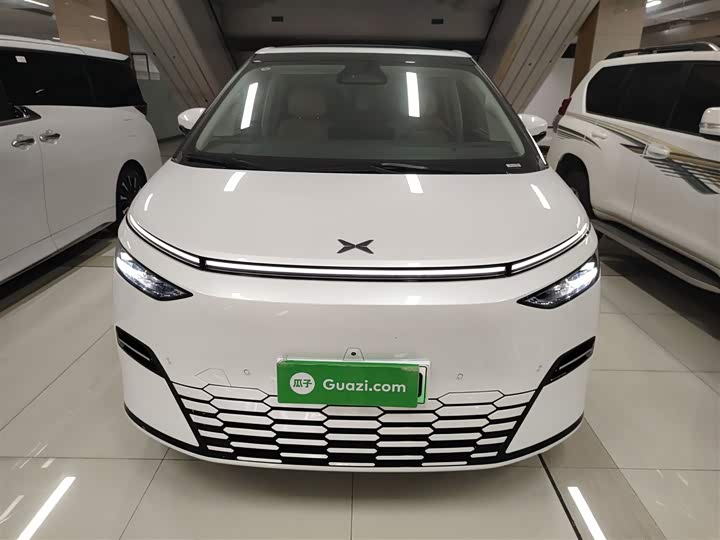 XPeng X9 2025 2025款 纯电 740超长续航 Max