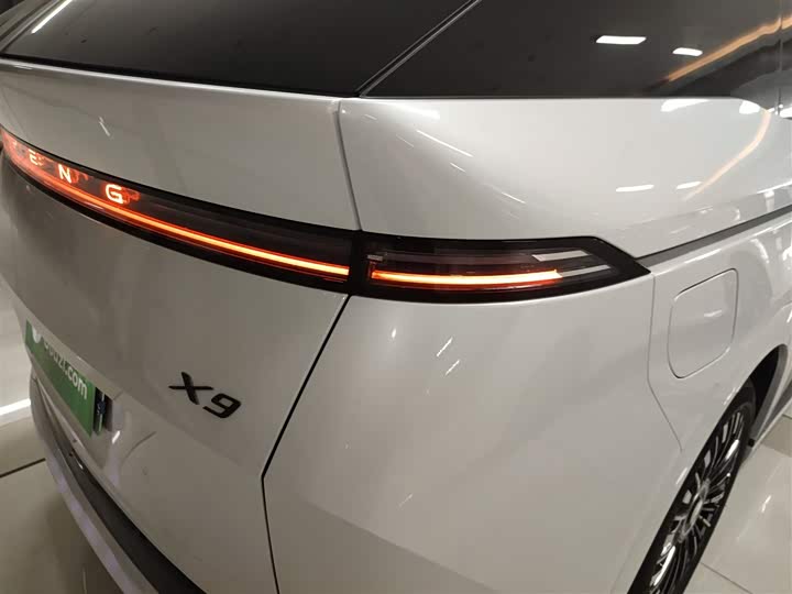 XPeng X9 2025 2025款 纯电 740超长续航 Max