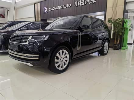 Land Rover Range Rover 2025 2025款 3.0 L6 400PS 盛世加长版
