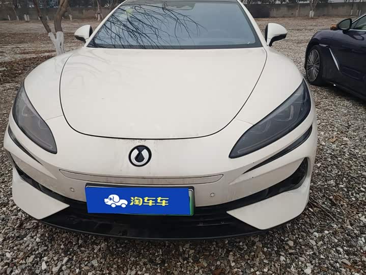 Denza Z9 2024 2024款 1100km 四驱Max版