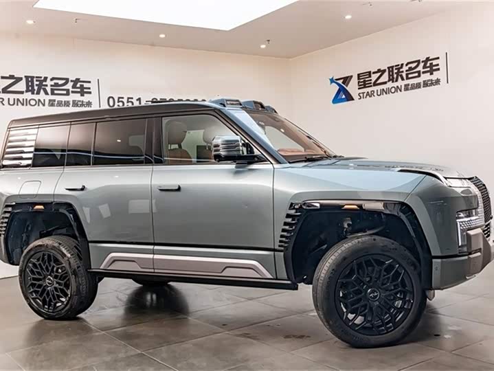 BYD Yangwang U8 2023 2023款 豪华版