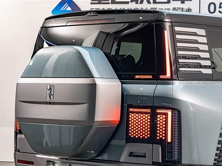 BYD Yangwang U8 2023 2023款 豪华版