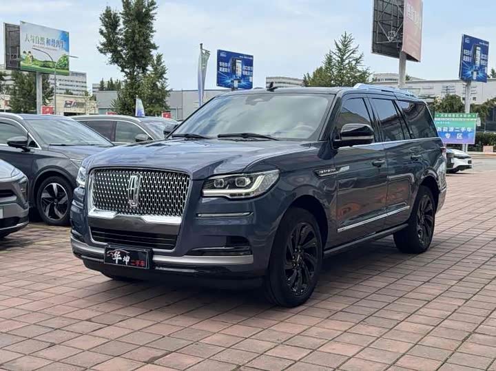 Lincoln Navigator 2022 2022款 3.5T 尊耀版